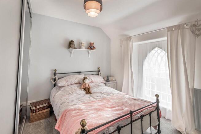 Bedroom 2-1.jpg