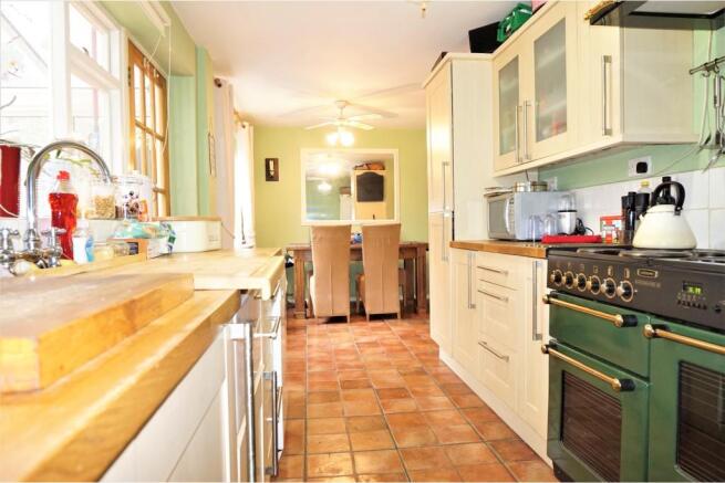 Kitchen / Diner