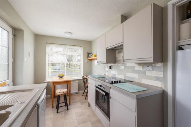 Pool Court 51 Kitchen-2.jpg