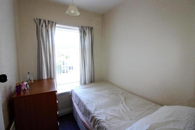 3 bed Terraced for sale Image 9