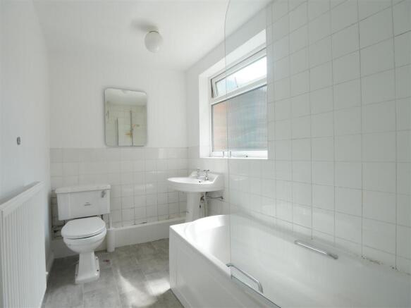 2 bed Terraced for sale Image 11