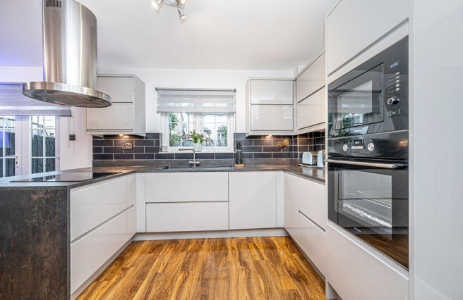Dining/Kitchen