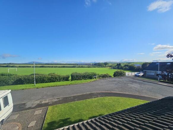 COUNTRY VIEWS 