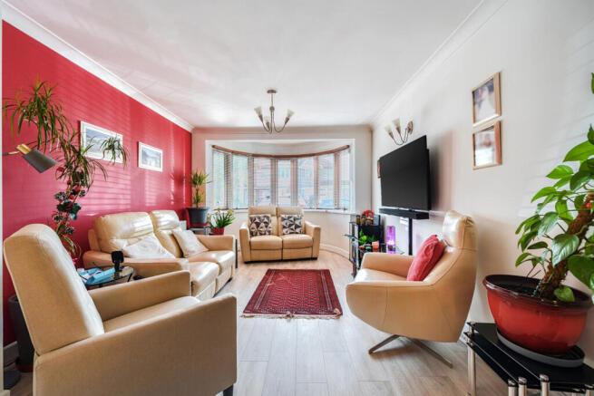 1432833-7-69ca983...