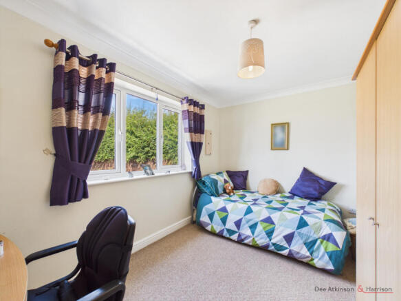 3 bed Detached Bungalow for sale Image 9