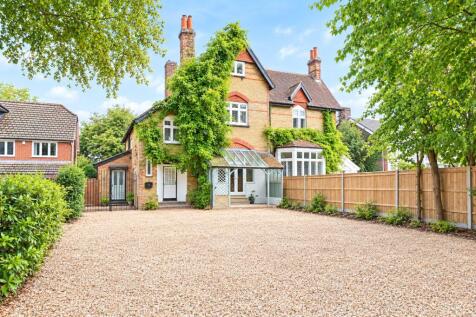 Gally Hill Road, Church Crookham, Fleet, Hampshire, GU52