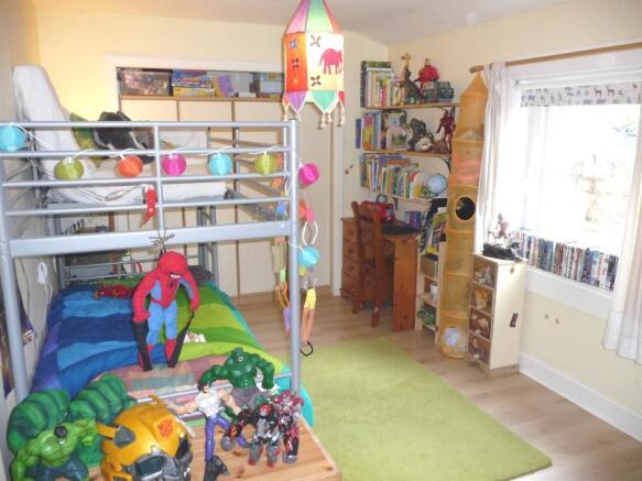 Photo 6