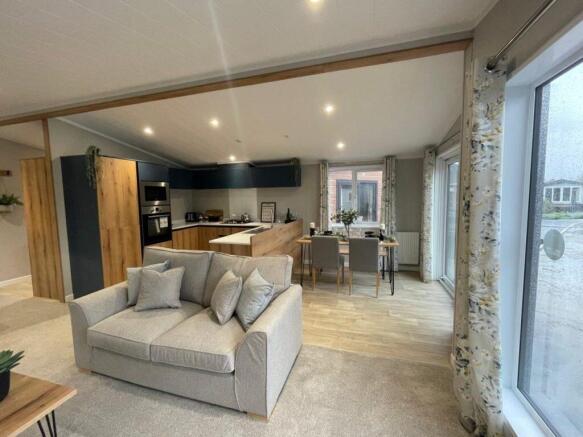 Victory Wisteria at Waters Edge Country Park