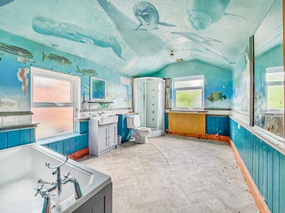 4 bed Terraced for sale Image 6