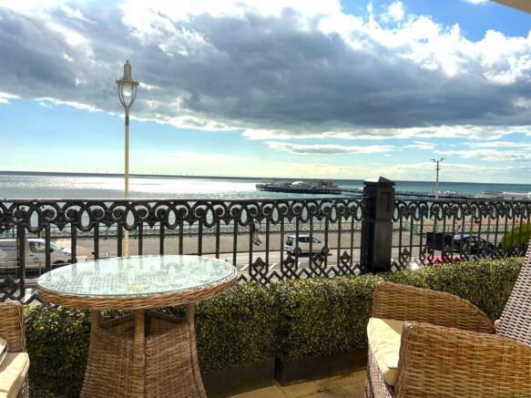 15 Chain Pier new26 (4).jpeg