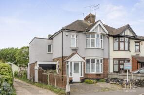 22, Slewins Lane, Hornchurch RM11 2BZ