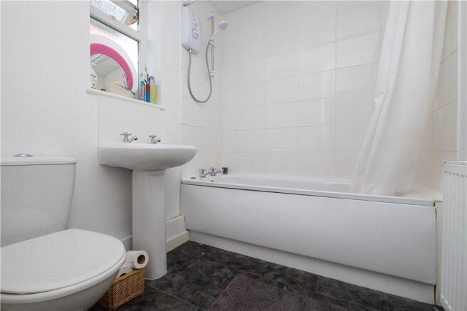 07 Bathroom