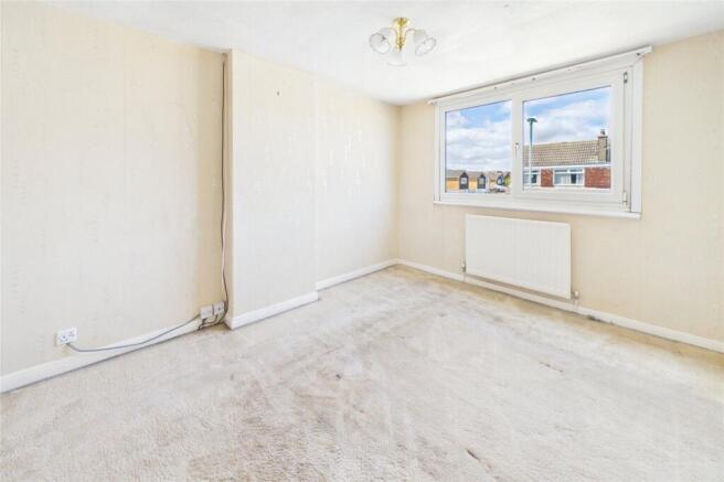 3 bed Semi-Detached for sale Image 12