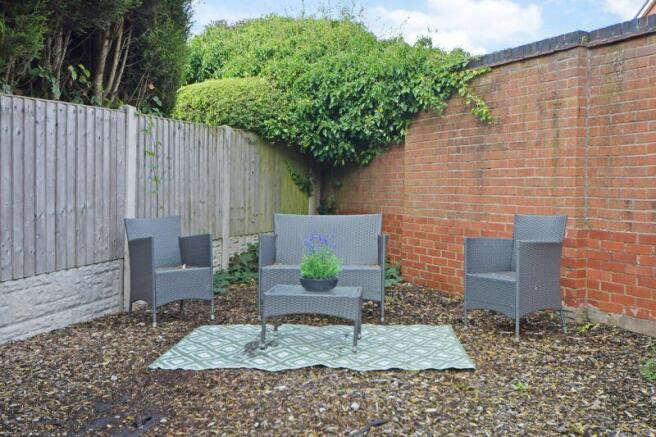 SITTING OUT AREA
