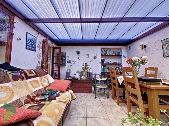 Sun room 