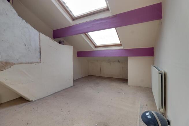 3 bed Terraced for sale Image 8