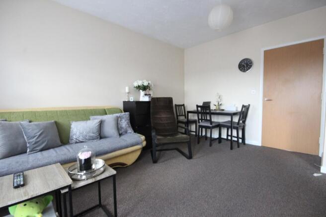Lounge / Dining Room