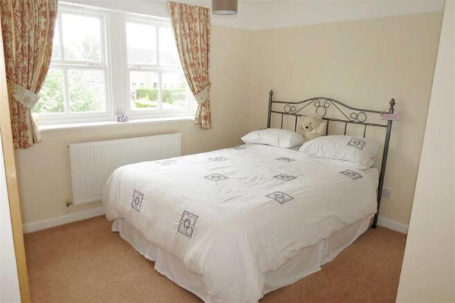 Bedroom 2: