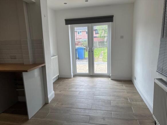 2 bed Semi-Detached for sale Image 5