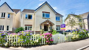 4, Millers Wood, Penmaen, Blackwood NP12 0FE