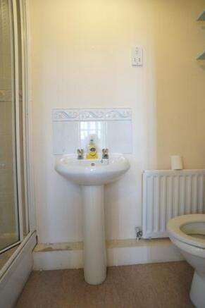 En-Suite To Bed 1