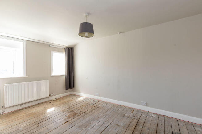 2 bed Terraced for sale Image 7