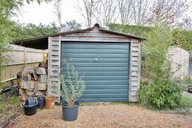 Detached Garage