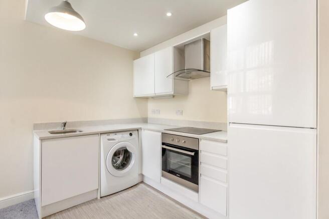 1 bed Apartment to rent Image 5