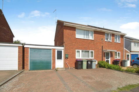 Manor Close, Langtoft, Peterborough, Lincolnshire, PE6 9NB