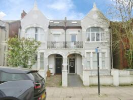 Flat 2, 36, Gleneldon Road, London SW16 2BD