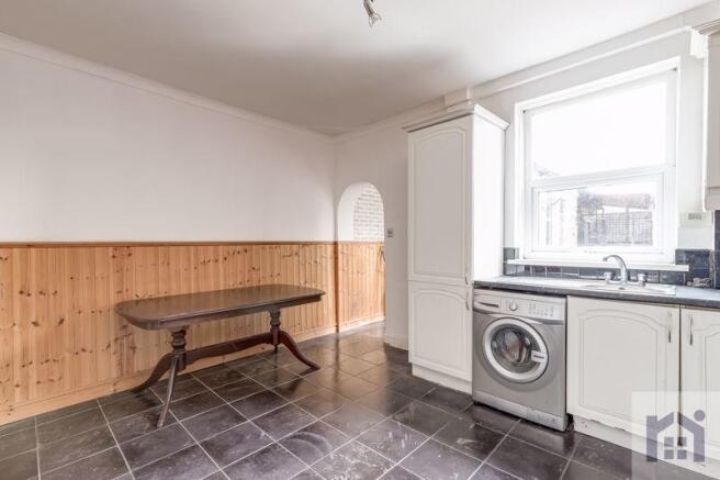 Dining kitchen