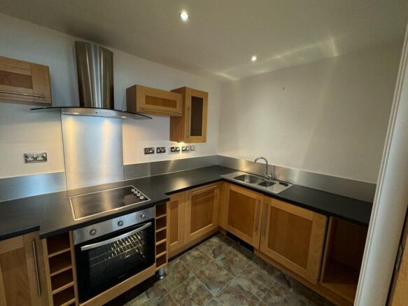 3 bed Apartment for sale Image 7