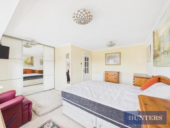 2 bed Terraced for sale Image 8