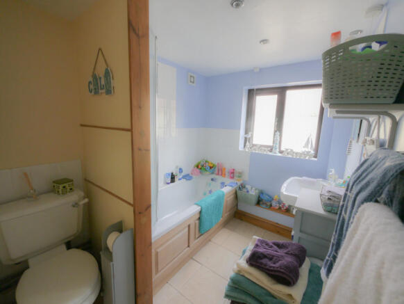 Photo 5