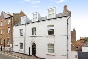 Flat 3, 18, The Mount, London NW3 6ST