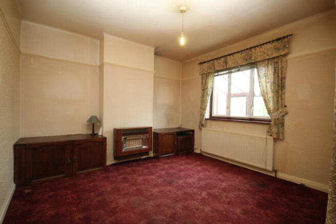 Oakington Manor Drive, Wembley, Midddlesex HA9 photo 4