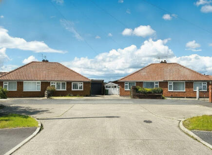 Langholme Drive, York YO26 6AH