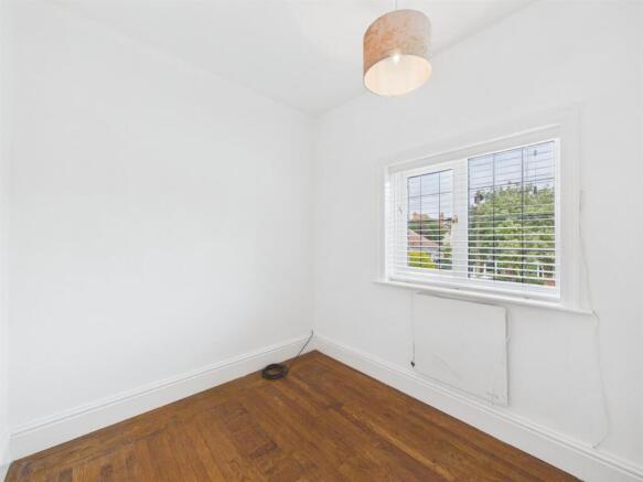 3 bed Detached for sale Image 8