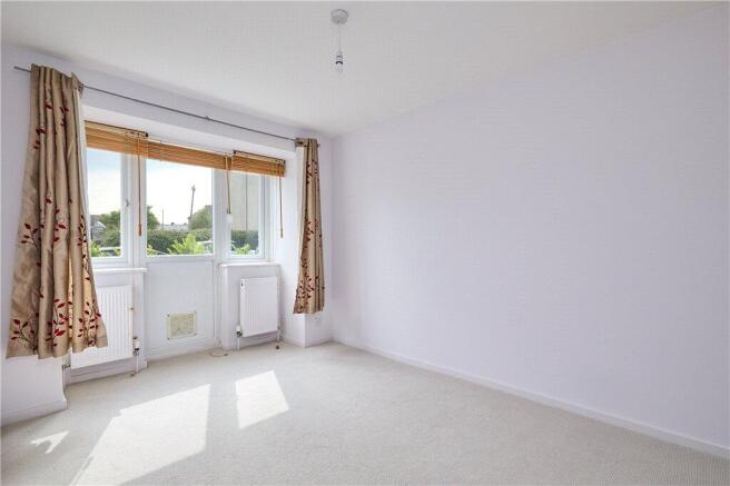 2 bed Apartment for sale Image 6