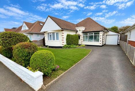 Baring Road, Hengistbury Head