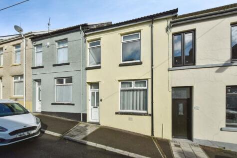 Tanybryn Place, Merthyr Tydfil, CF47