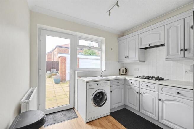 Kitchen_1.jpeg