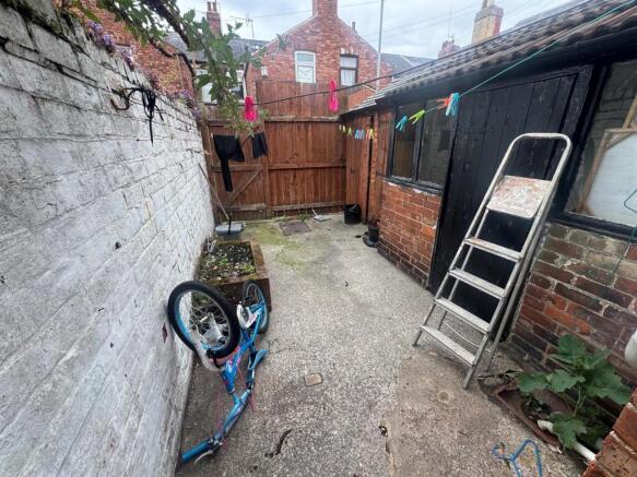 yard.jpg