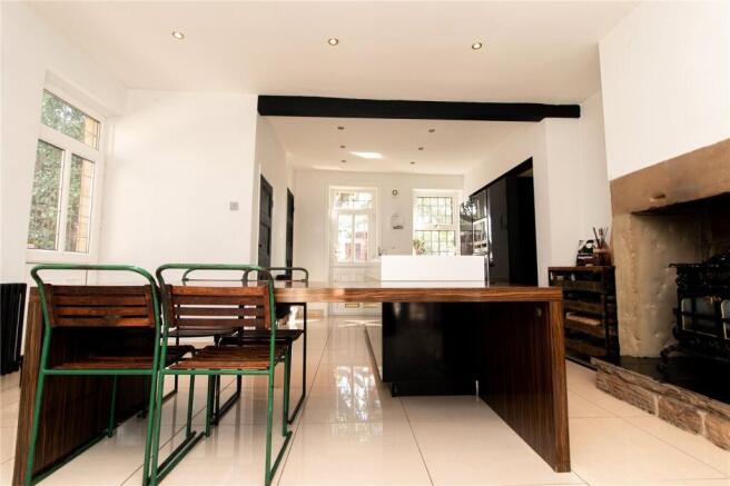 3 bed Detached for sale Image 5