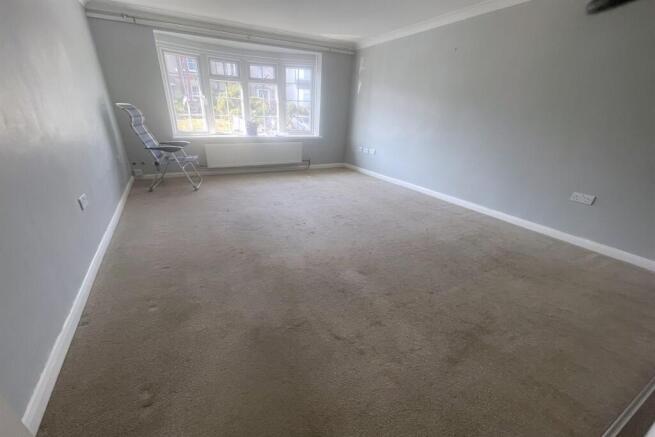 Great sized lounge