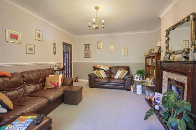 3 bed Semi-Detached for sale Image 8