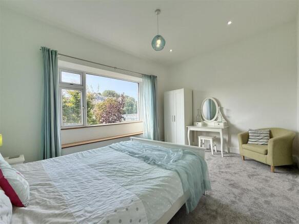 Bedroom  1.jpeg