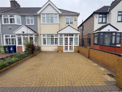 Burns Avenue, Southall