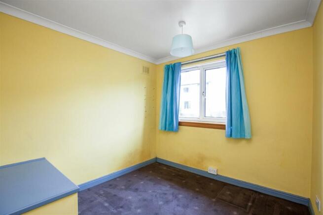26 Linburn Grove 18.jpg