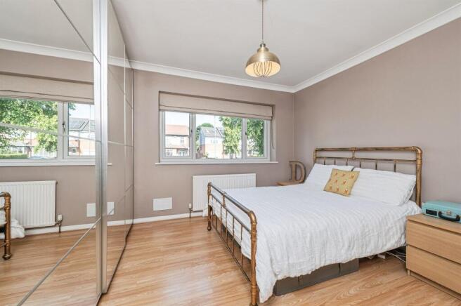 3 bed Detached for sale Image 8